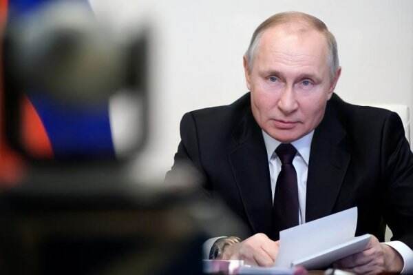 Sebelum Jumpa Jokowi, Putin Kunjungi Dua Negara Eks Soviet