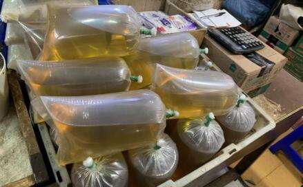 Pedagang Tolak Penggunaan PeduliLindungi untuk Beli Minyak Goreng