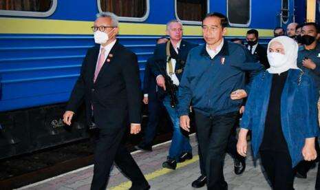 Presiden Joko Widodo Bawa Bantuan Kemanusiaan untuk Rakyat Ukraina