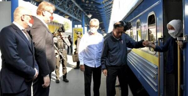 Tiba Di Kiev, Jokowi Kunjungi Reruntuhan Apartemen Lipky Di Kota Irpin, Sebelum Ketemu Zelensky