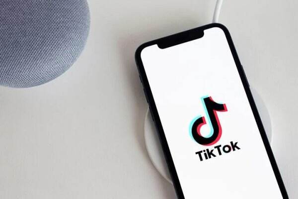 Apple dan Google Didesak Hapus TikTok dari Toko Aplikasi, Kenapa?