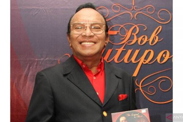 Turut Berduka, Penyanyi Legendaris Bob Tutupoly Meninggal Dunia