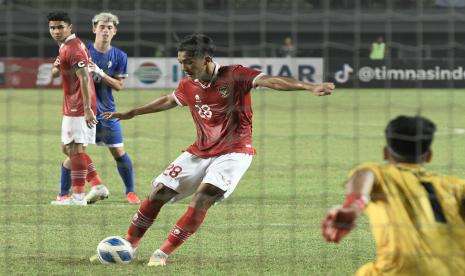 Pelatih Timnas Filipina U-19 Akui Penonton Indonesia Buat Pemainnya Gugup