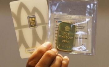 Harga Emas Antam Hari Ini Naik Rp2.000 Jadi Rp963.000/Gram