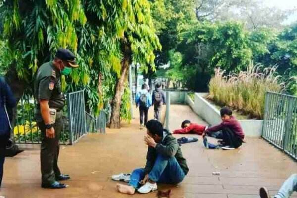 Soal Penemuan Remaja "SCBD" Tdur di Jalur Pejalan Kaki, Begini Kata Wagub Riza