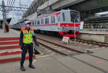 Gesekan Suporter di Stasiun Jatinegara, KAI Minta Masyarakat Tertib dan Jaga Fasilitas Umum