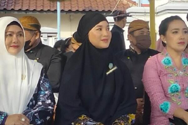 Dua Tahun Jadi Ibu Warga Kendal, Chaca Frederica Merinding saat Ikut Upacara