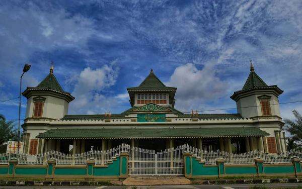 Jadwal Sholat Lima Waktu untuk Wilayah Kabupaten Tasikmalaya dan Sekitarnya, Rabu 3 Agustus 2022