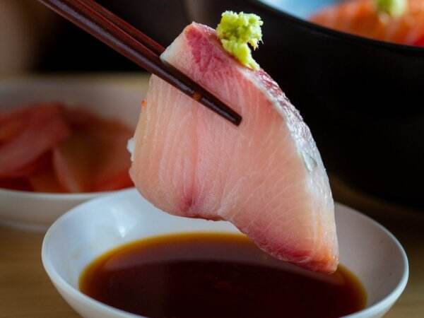 Mengenal Wasabi, Kondimen yang Selalu Jadi Pendamping Setia Menu Sushi & Sashimi