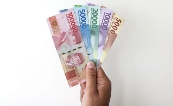BLT Subsidi Gaji Rp1 Juta Cair ke 4 Rekening Ini, Buruan Cek!