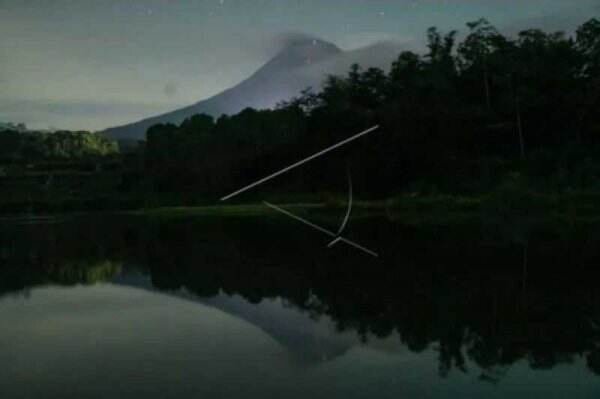 Warga Yogya Harus Waspada! Gunung Merapi Alami 129 Kali Gempa Guguran, Status Siaga