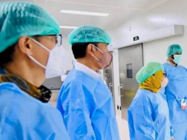 Jokowi Sedih Banyak WNI Berobat ke Luar Negeri, Benarin Kualitas Pelayanan Kesehatan dong!