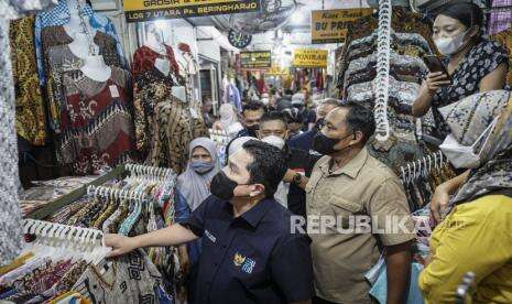 In Picture: Menteri BUMN Hadiri Program Livin' Pasar Mandiri di Pasar Beringharjo