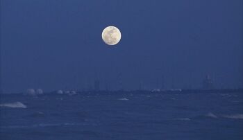Penampakan Supermoon Terakhir di 2022 yang akan Terlihat hingga Hari Ini