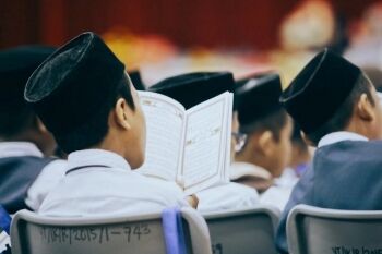 Surat Al Waqiah Lengkap di Alquran Digital Okezone: Ayat 1-96, Arab Latin