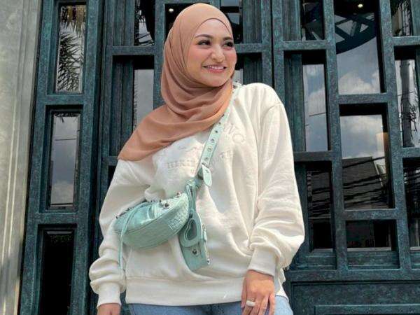 Sule Rcti Nathalie Holscher Cepat Banget Move On dari Sule Baru 3 Hari Cerai ...