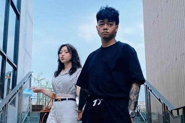 Heboh Cuitan Wendy Walters Istri Reza Arap, Bikin Netizen Khawatir
