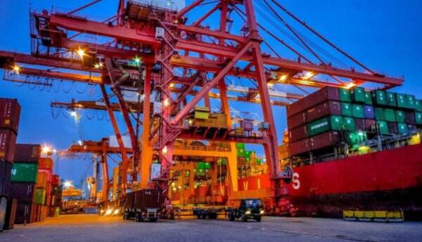 Bisnis Pelabuhan Dulang Cuan, PORT Berubah Nasib dari Buntung Jadi Untung!