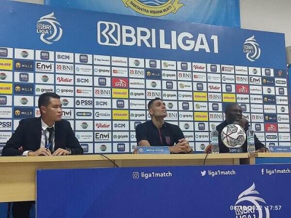 Jacksen F Tiago Ungkap Penyebab Rentenan Hasil Buruk Persis di Liga 1 2022-2023