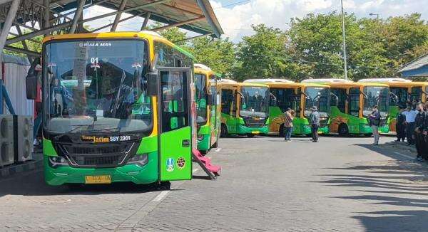 Bus Trans Jatim Resmi Beroperasi, Layani Penumpang Sejak Pukul 05.00 ...