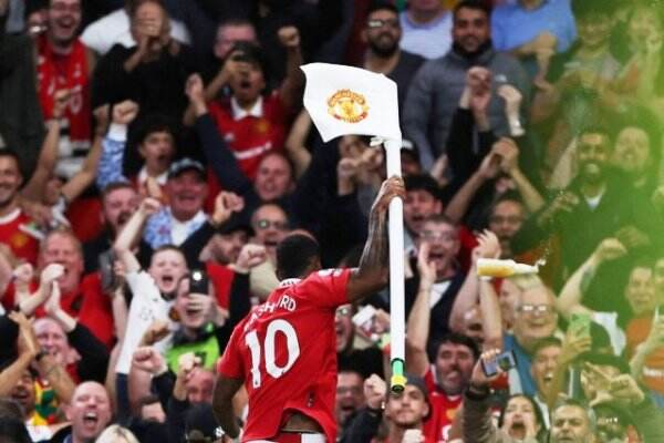 Liga Inggris: Ketat, MU Iris Tipis Liverpool