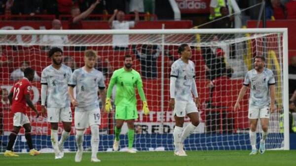 Rapor Pemain Liverpool Pasca Dipecundangi Man United: Van Dijk Mulai Habis?