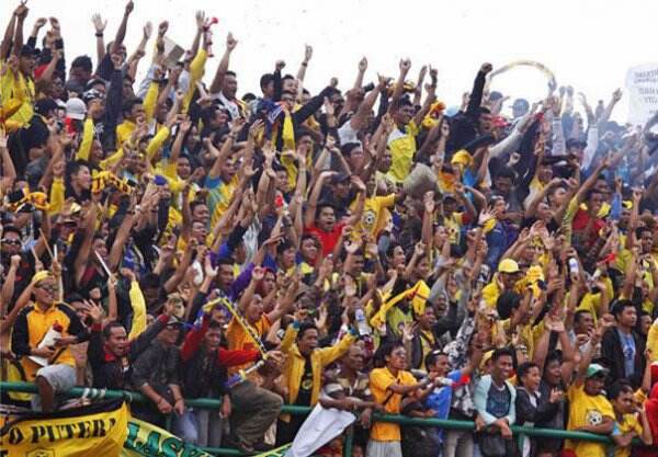 Sesal Suporter Barito Putera Hanya Dejan Antonic Dipecat