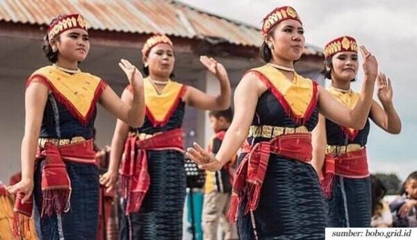 7 Tarian Sumatera Utara Yang Wajib Kamu Ketahui. Lengkap Dengan Gambar ...