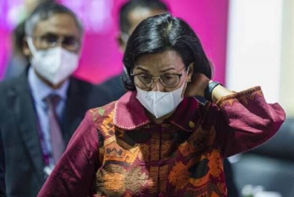 Harga BBM Naik, Menkeu: Subsidi Masih Tetap Dinikmati Pemilik Mobil