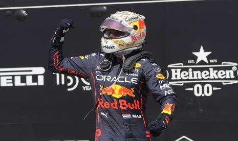 Verstappen Geram dengan Ulah Suporter yang Melempar Flare
