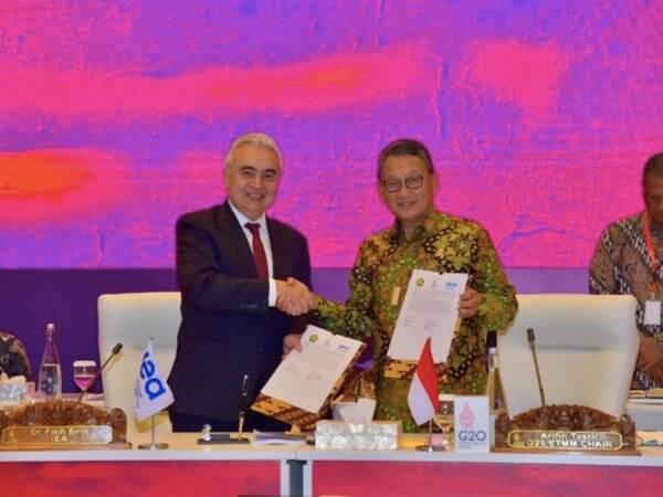 Luncurkan Peta Jalan NZE, Kementerian ESDM Ungkap Hasil Pemodelan IEA
