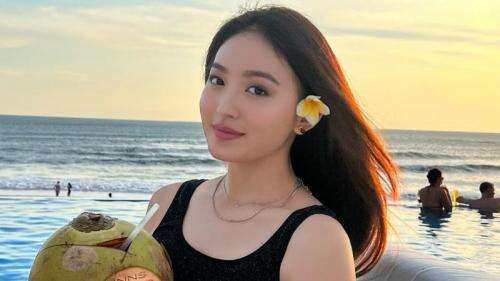 Seksinya Bikin Gemas Netizen, Inilah 6 Gaya Natasha Wilona Liburan ke Pantai