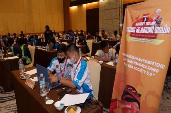 Dukung Kemajuan Iptek Era Society 5.0, Sahabat Ganjar Gelar Lomba Kompetisi Siswa IT SMK Sumut