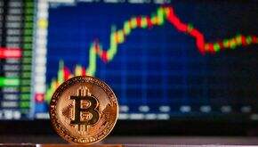 Pasar Kripto Terdampak Kenaikan Suku Bunga The Fed, Bitcoin Sentuh Rp280,37 Juta