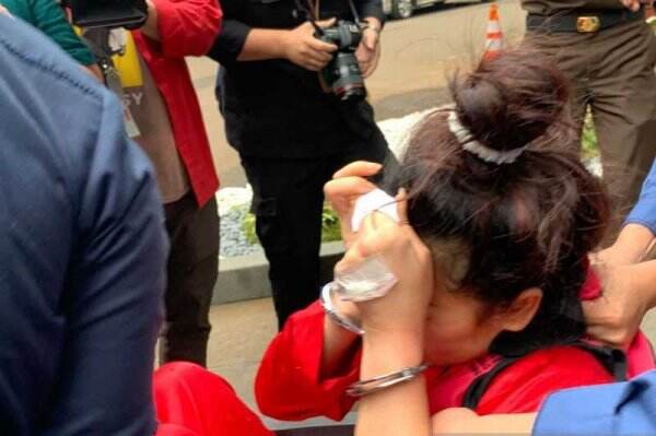 Rugikan Negara Rp 2,5 Triliun, Kejagung Jemput Paksa "Wanita Emas", Pendiri Partai Era Masyarakat Sejahtera