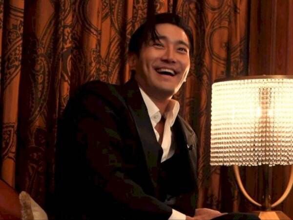 Choi Siwon Lagi Syuting Dua Acara TV Bersamaan, Akting Tetap Jadi Prioritas