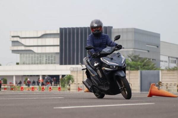 Impresi New Honda Vario 125: Bisa Diandalkan Meliuk-liuk di Lalu Lintas Padat