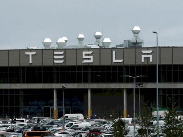 Pabrik Tesla di Jerman Kebakaran, Beruntung Tak Ada Korban Jiwa