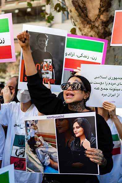 83 Orang Tewas Selama Aksi Protes di Iran