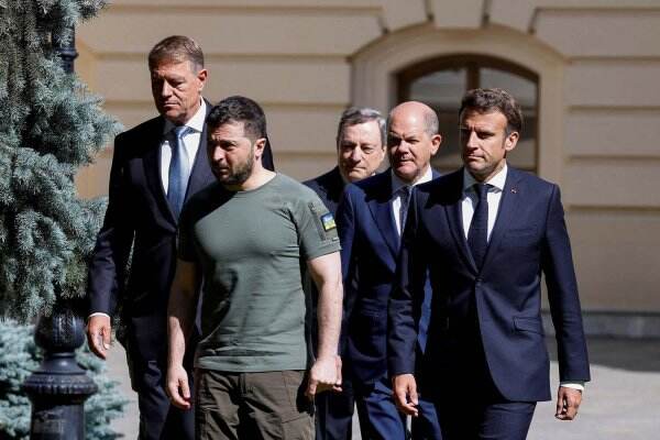 Empat Wilayahnya Dicaplok Putin, Ukraina Ajukan Jalur Cepat Masuk NATO