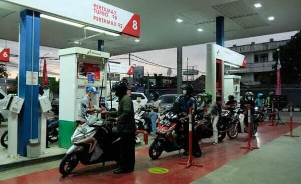 Harga BBM Turun Mulai Hari Ini! Ini Daftar Harga Pertamax di Jawa, Bali, NTT, dan NTB