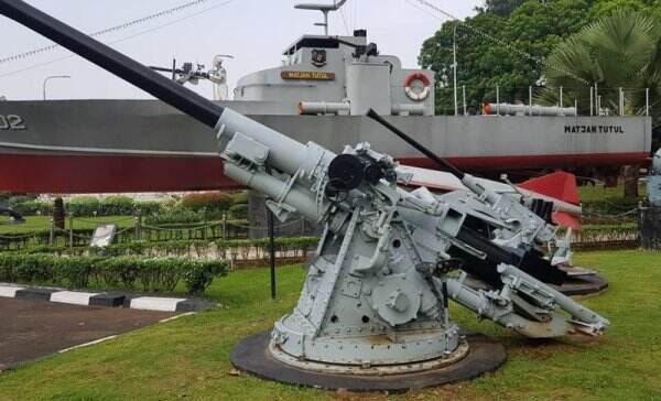 Belajar Sejarah TNI Lewat Museum Sembari Meriahkan HUT TNI