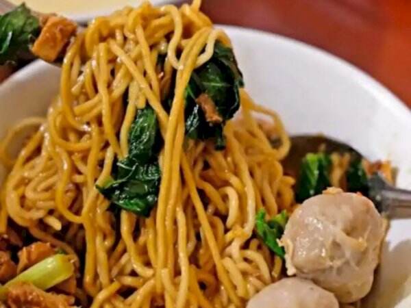 Resep Mie Yamin Khas Bandung Sederhana dan Mudah Dibuat
