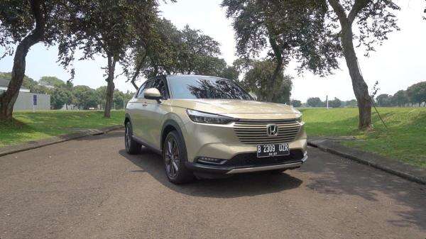 Test Drive All New Honda HR-V SE CVT, Tampilan Baru SUV Modern | News+ ...