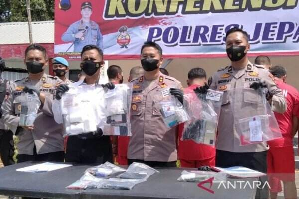 13 Kasus Narkoba dengan 15 Tersangka Dibongkar Polres Jepara