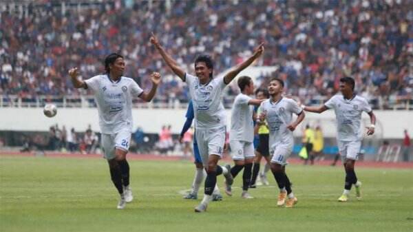 Arema FC Jamin Tim Tak Akan Terimbas Penyusunan Ulang Struktur Manajemen