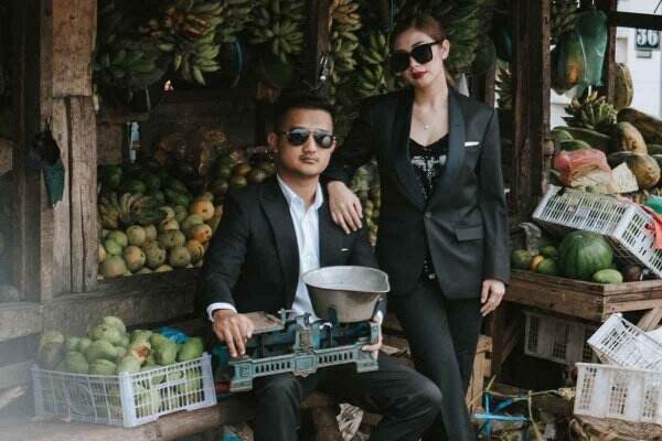 Sang Istri Ulang Tahun, Crazy Rich Surabaya Bagi-Bagi Cuan