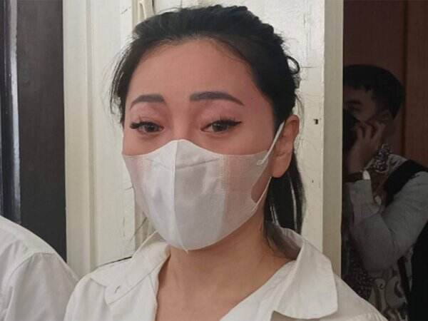 Bertemu Reza Arap di Sidang Cerai, Begini Reaksi Wendy Walters
