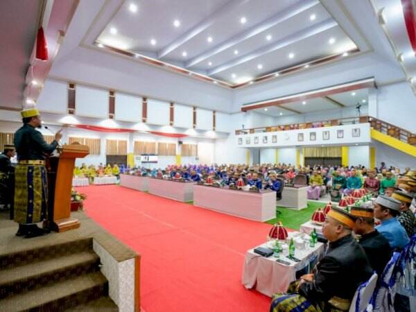 Pemprov Sulsel Beri Bantuan Kapal Perikanan Senilai Rp 3,5 Miliar ke Nelayan Selayar