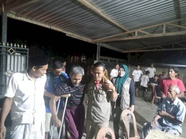 Cerita Kakek di Desa Malimbu Lutra Bikin Haru, Bertemu Keluarga Setelah Berpisah 34 Tahun